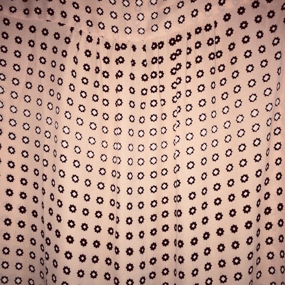 LOFT Soft Pink Patterned Blouse size M - Picture 6 of 6